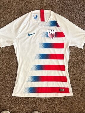 Nike USA 2018 World Cup white & red jersey men size L